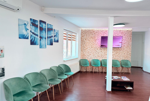 Cabinet stomatologic Arad, implanturi si tratamente stomatologice - Clinica Dr. Aymen - Dentist Arad / Cabinet stomatologic Arad