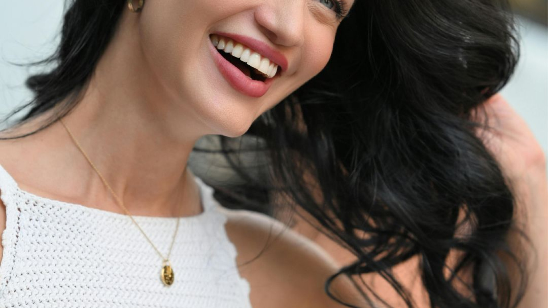 Dr. Aymen Arad - Albirea dentară profesională în Arad: rezultate vizibile imediat