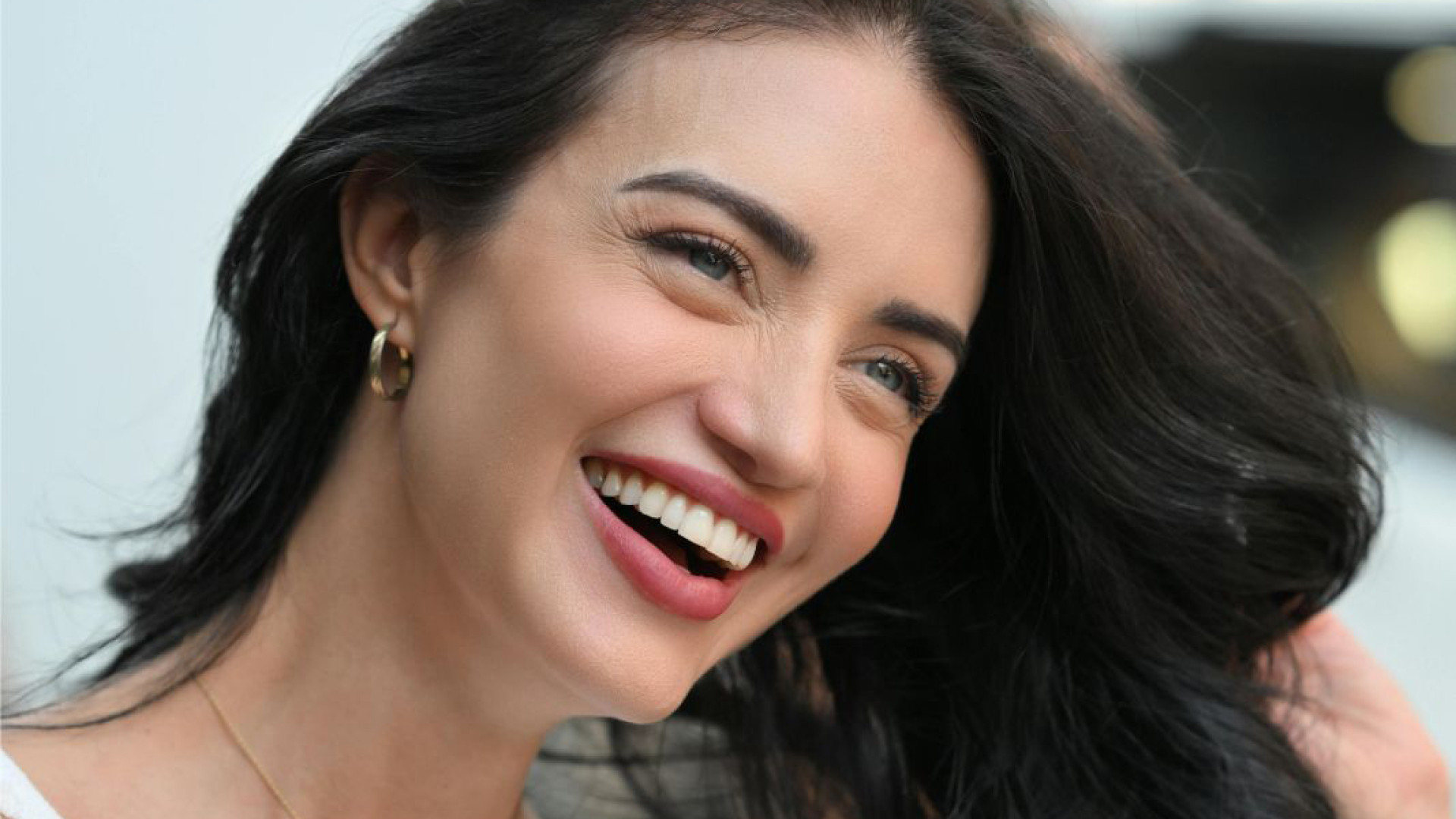 Dr. Aymen Arad - Fațete dentare: soluția modernă pentru un zâmbet perfect